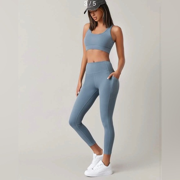 SHEIN Workout set - Picture 5 of 5